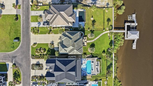 840 Waterton Ave., Myrtle Beach, SC 29579