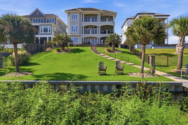 840 Waterton Ave., Myrtle Beach, SC 29579