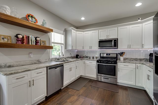 9443 Harris Street, Soddy Daisy, TN 37379