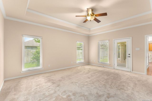 809 Saint James, Seguin, TX 78155