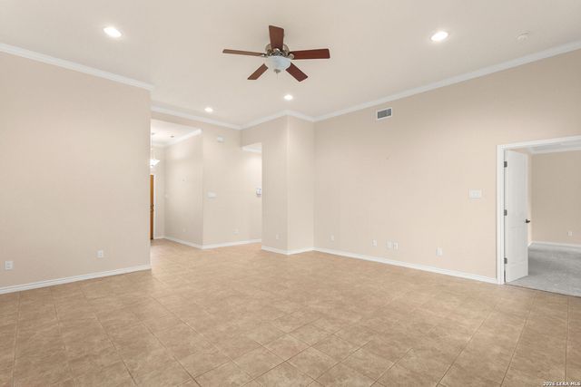 809 Saint James, Seguin, TX 78155