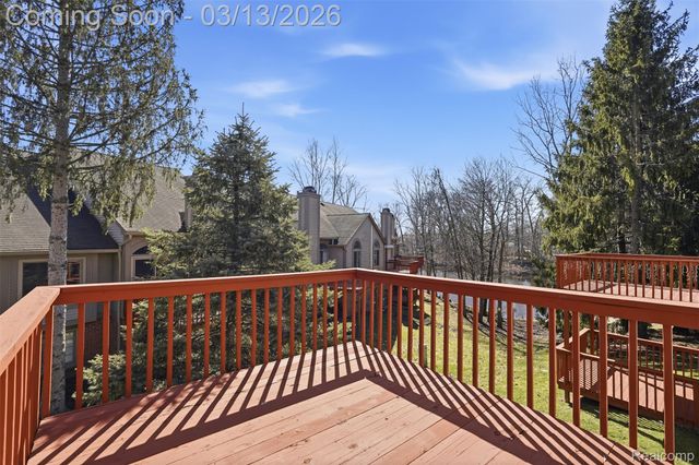 1004 Rosewood Court, Brighton, MI 48116