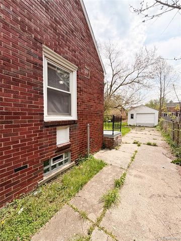 14134 Collingham Drive, Detroit, MI 48205