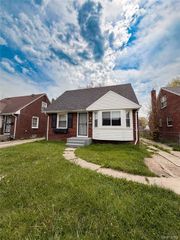 14134 Collingham Drive, Detroit, MI 48205