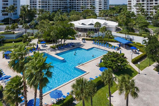 600 Three Islands Blvd 1707, Hallandale Beach, FL 33009