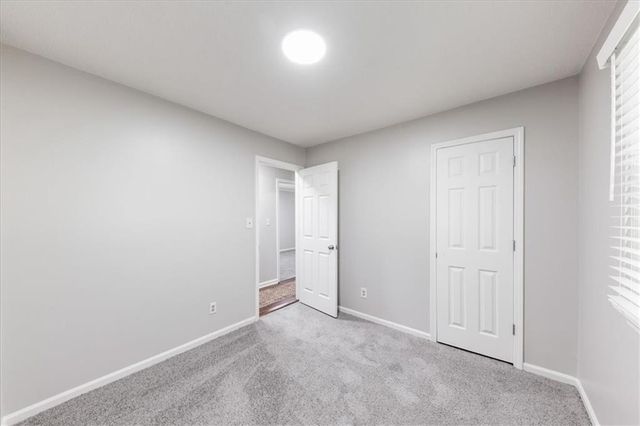 6739 NW Hilldale Drive, Kansas City, MO 64151