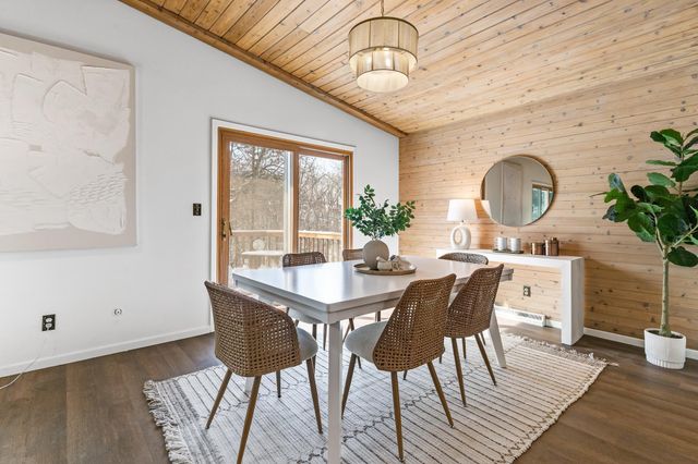 104 Belmont Road, Apple Valley, MN 55124