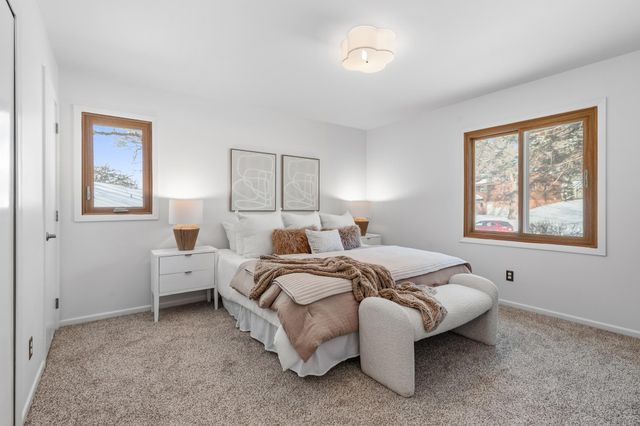 104 Belmont Road, Apple Valley, MN 55124