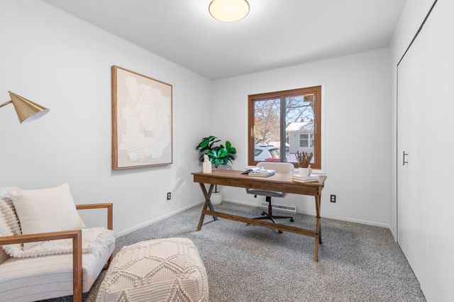 104 Belmont Road, Apple Valley, MN 55124