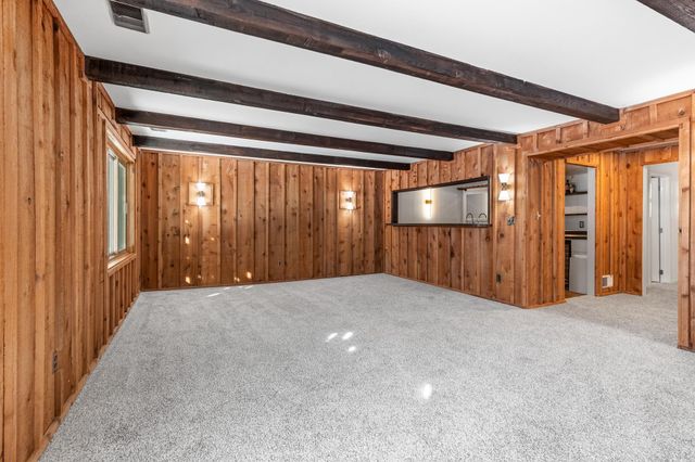 104 Belmont Road, Apple Valley, MN 55124