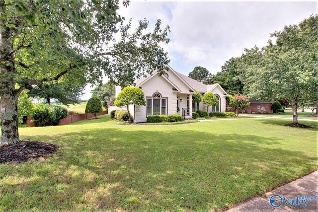 2772 Deford Mill Road, Owens Cross Roads, AL 35763