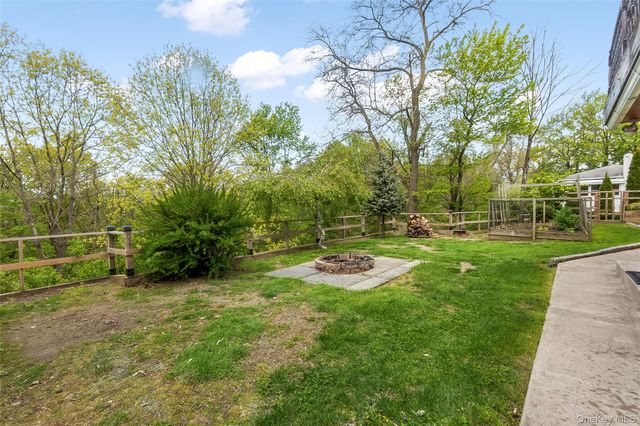 153 Kentview Drive, Carmel, NY 10512