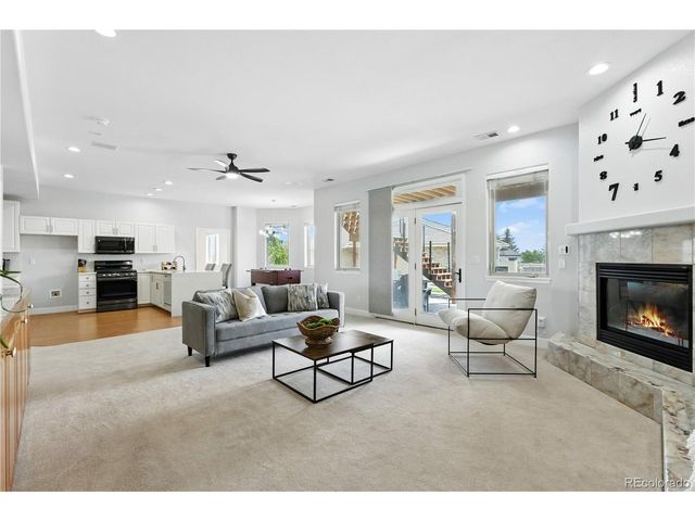 7092 Secrest Ct, Arvada, CO 80007