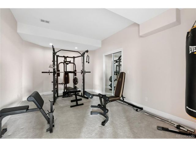 7092 Secrest Ct, Arvada, CO 80007