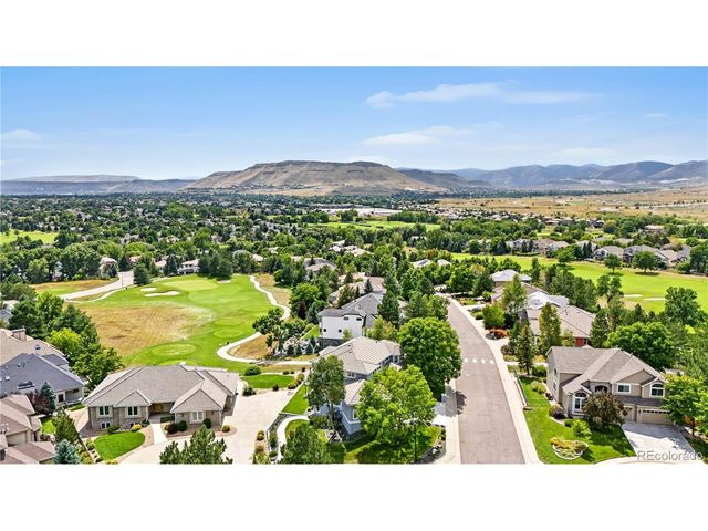7092 Secrest Ct, Arvada, CO 80007
