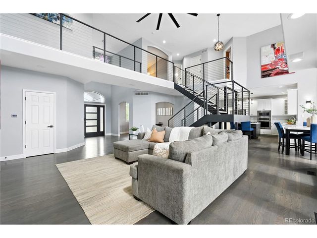 7092 Secrest Ct, Arvada, CO 80007