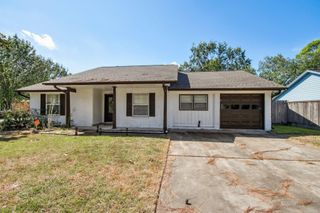 3320 Churchill Street, Pearland, TX 77581