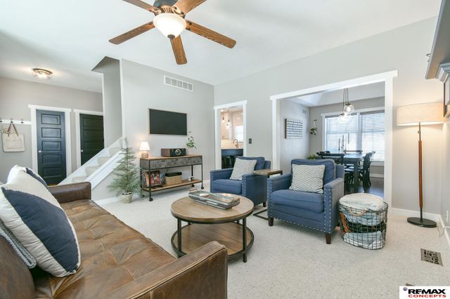 7615 S 38th Street, Lincoln, NE 68516