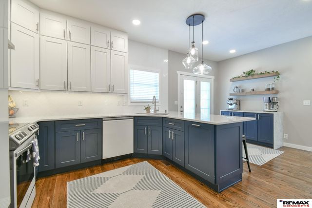 7615 S 38th Street, Lincoln, NE 68516