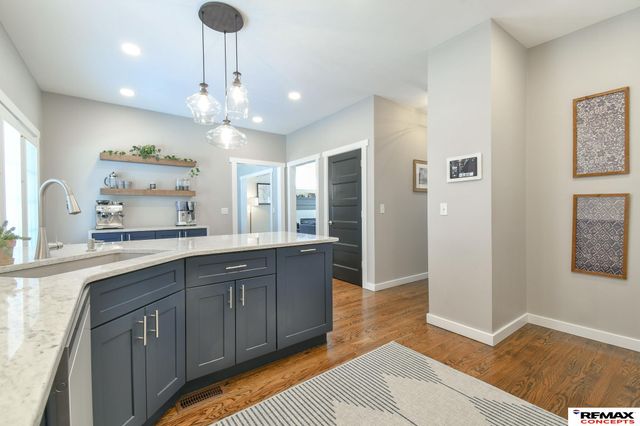 7615 S 38th Street, Lincoln, NE 68516