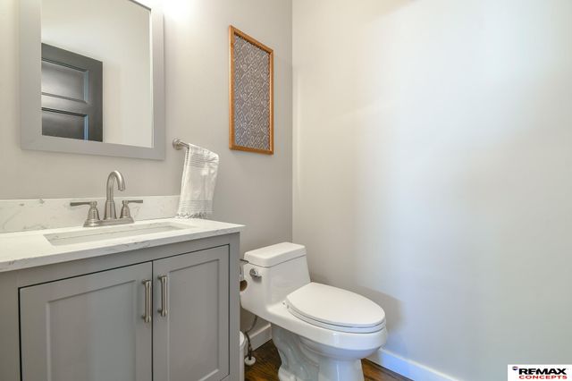 7615 S 38th Street, Lincoln, NE 68516