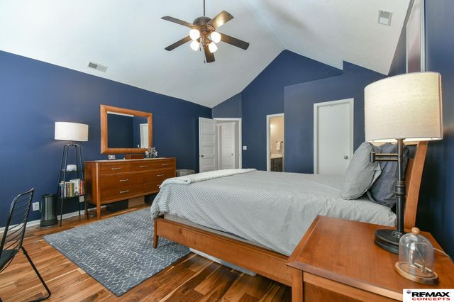 7615 S 38th Street, Lincoln, NE 68516