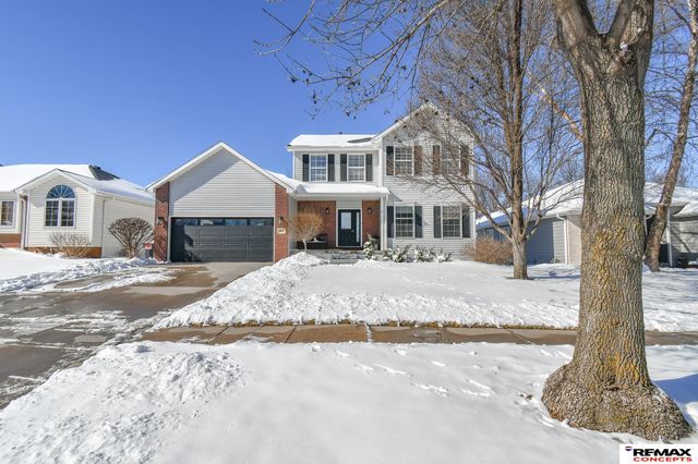 7615 S 38th Street, Lincoln, NE 68516