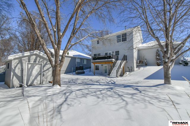 7615 S 38th Street, Lincoln, NE 68516