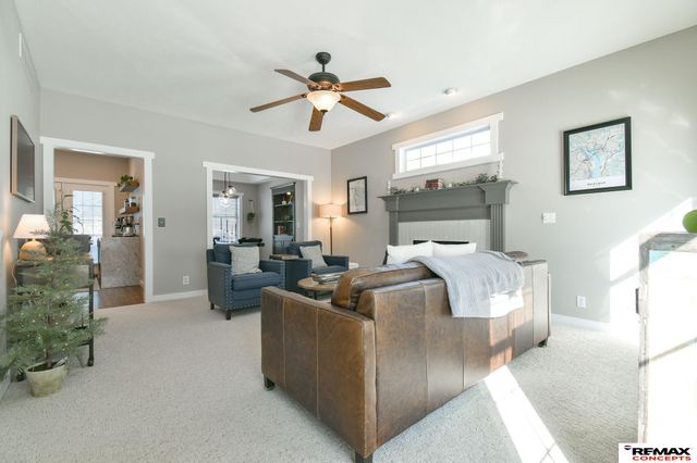 7615 S 38th Street, Lincoln, NE 68516