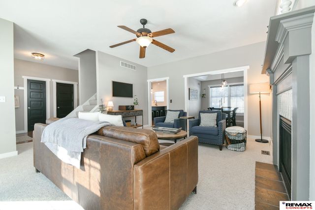 7615 S 38th Street, Lincoln, NE 68516