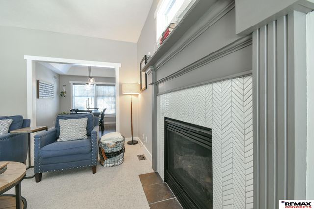 7615 S 38th Street, Lincoln, NE 68516