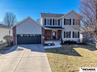 7615 S 38th Street, Lincoln, NE 68516