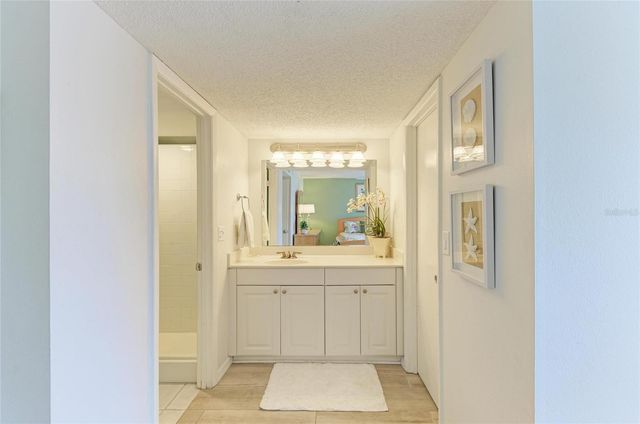 6157 MIDNIGHT PASS ROAD E12, Sarasota, FL 34242