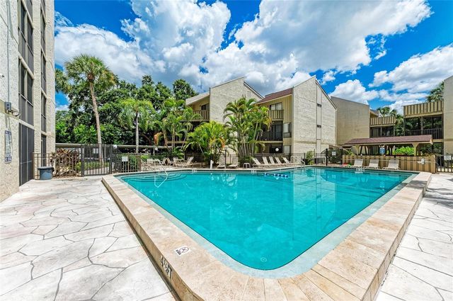 6157 MIDNIGHT PASS ROAD E12, Sarasota, FL 34242