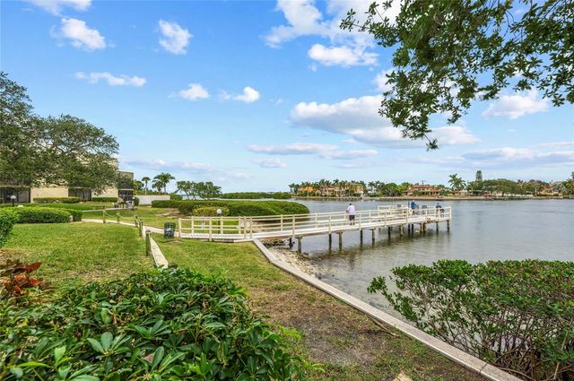 6157 MIDNIGHT PASS ROAD E12, Sarasota, FL 34242