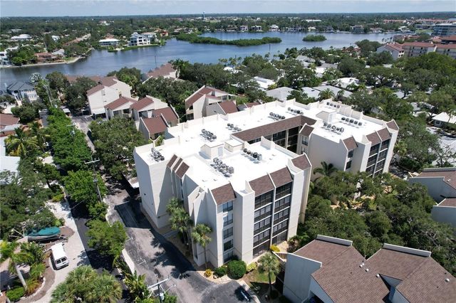 6157 MIDNIGHT PASS ROAD E12, Sarasota, FL 34242
