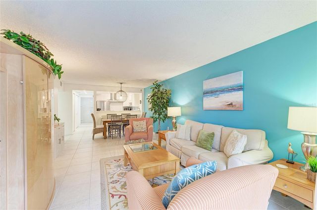 6157 MIDNIGHT PASS ROAD E12, Sarasota, FL 34242