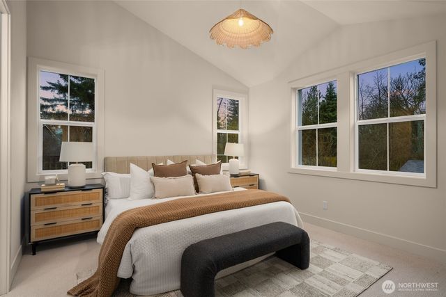 10612 NE 54th Lane, Kirkland, WA 98033