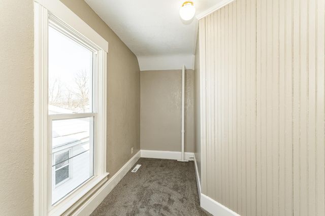 111 6th Street NW, Rochester, MN 55901