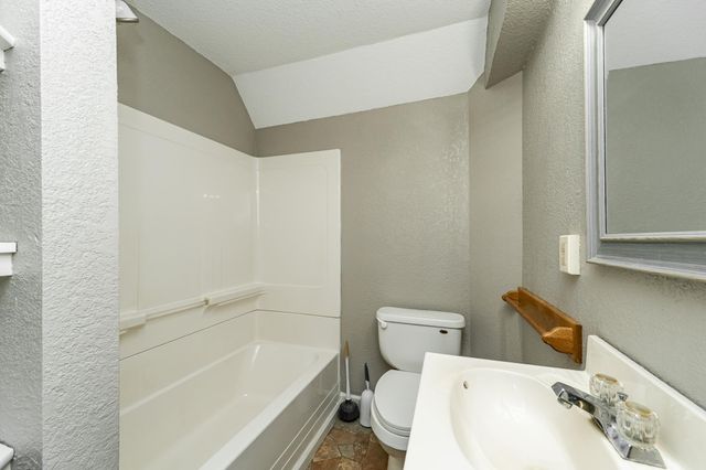 111 6th Street NW, Rochester, MN 55901