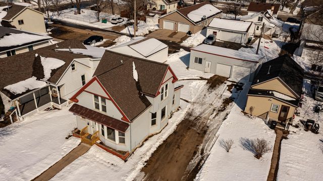 111 6th Street NW, Rochester, MN 55901