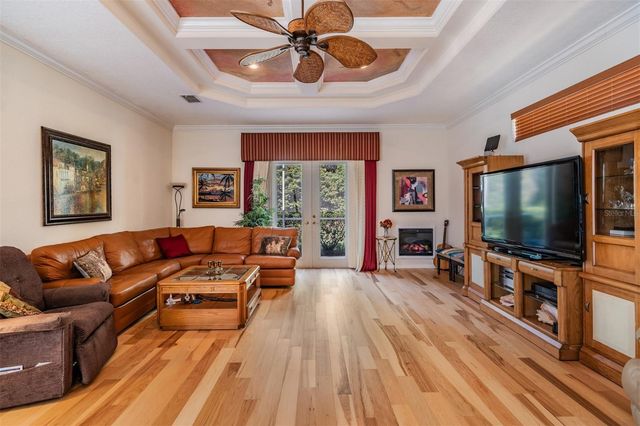 12220 WOODLANDS CIRCLE, Dade City, FL 33525