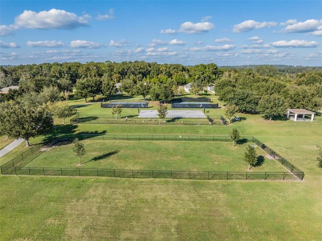 12220 WOODLANDS CIRCLE, Dade City, FL 33525