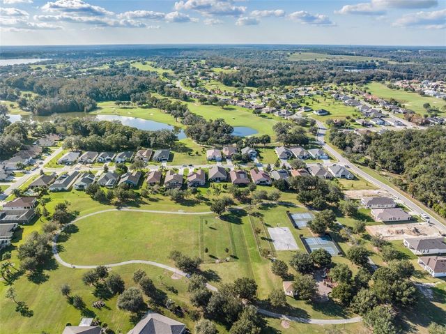 12220 WOODLANDS CIRCLE, Dade City, FL 33525