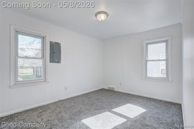 1731 E Pearl Avenue, Hazel Park, MI 48030