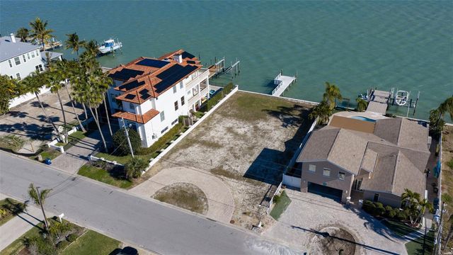 11285 9TH STREET E, Treasure Island, FL 33706