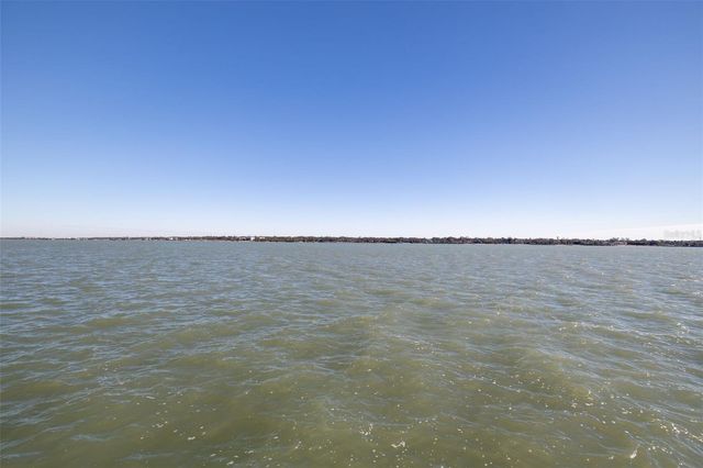 11285 9TH STREET E, Treasure Island, FL 33706