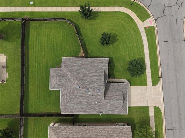 2932 Trailwood Drive, Norman, OK 73069