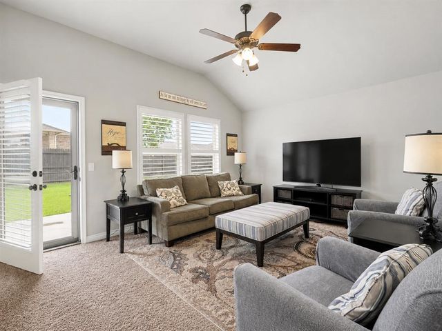 2932 Trailwood Drive, Norman, OK 73069