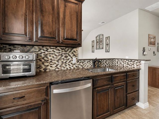 2932 Trailwood Drive, Norman, OK 73069